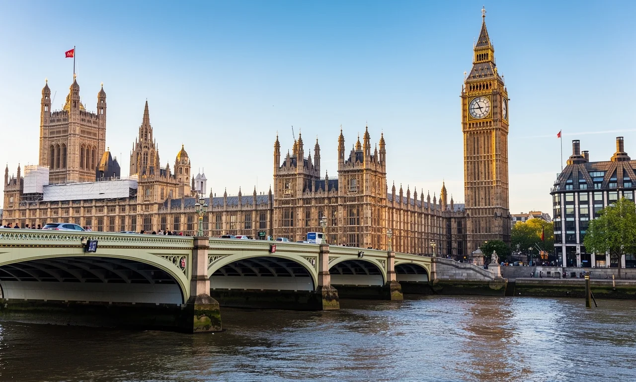 Westminster et la Tamise à Londres, création de société en Angleterre